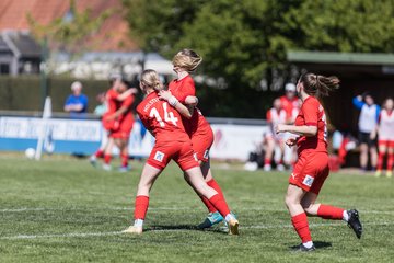 Bild 234 - F TSV Zarpen - Holstein Kiel II : Ergebnis: 2:6